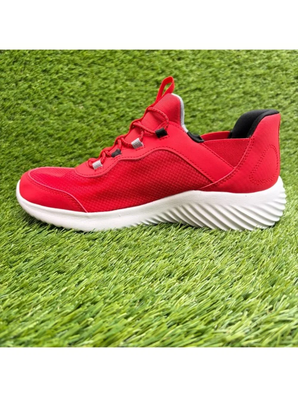 Skechers Bounder Brisk Burst Boys Size 5Y Red Athletic Running Shoes Sneakers